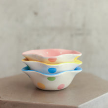 Load image into Gallery viewer, Set of 3 Polka Dot Ruffled Bowls