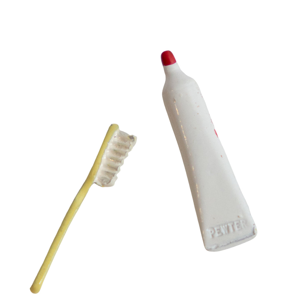 Miniature Toothbrush & Colgate Toothpaste Set