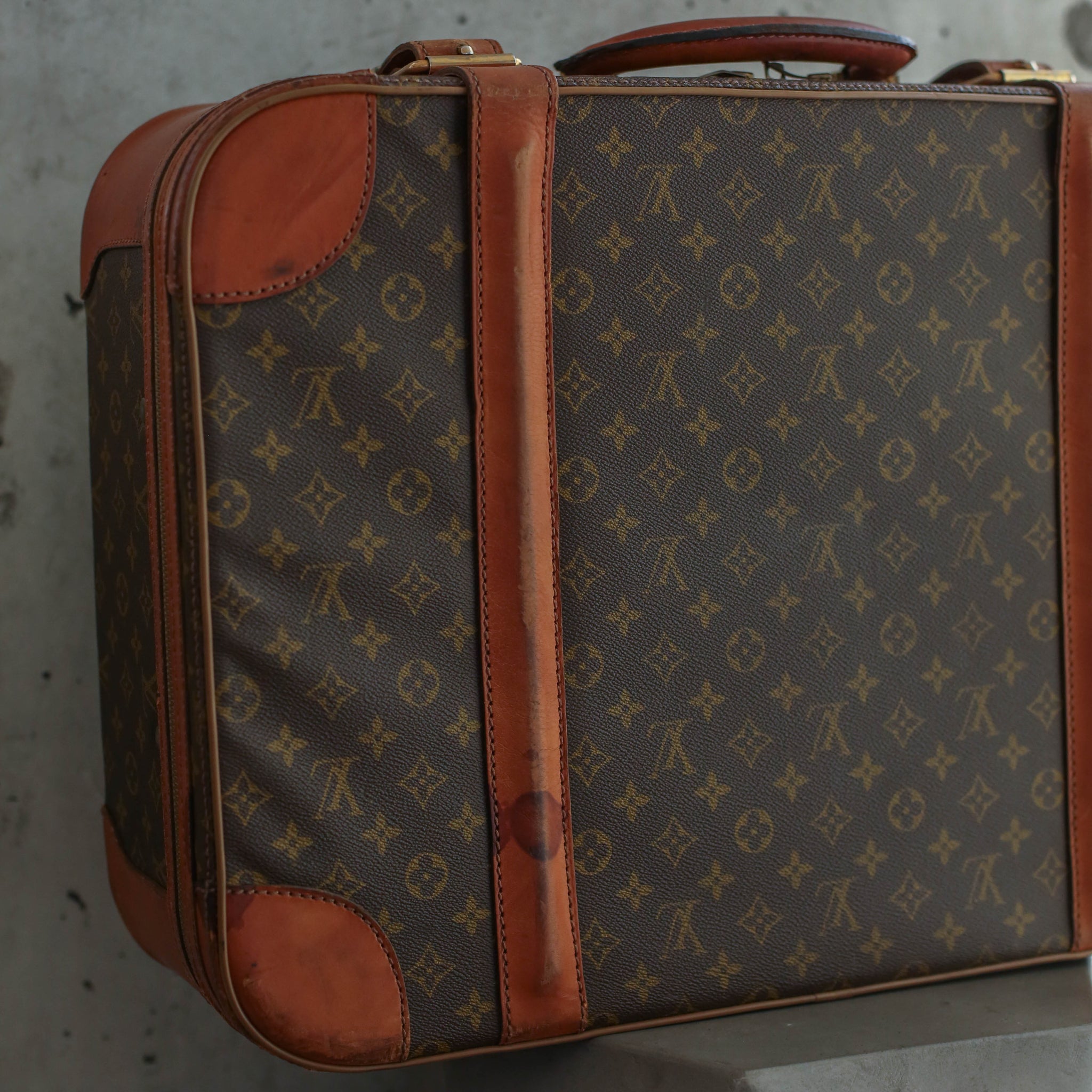 1970s Louis Vuitton Monogram Holdall Luggage Bag or Suitcase – Young At  Hart Vintage